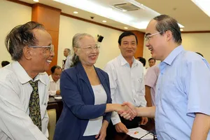 Phải thay đổi cách tính lương với TP.HCM 