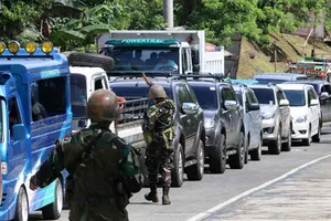 Lính bắn tỉa nhóm Maute cố thủ tại TP Marawi