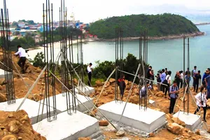 Chọn giữ Sơn Trà, không chọn làm du lịch