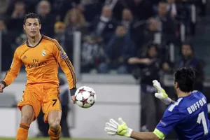 Zidane và Ronaldo có bước qua lời nguyền?