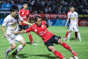 Nhạt nhẽo cúp quốc gia