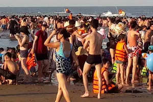 Nắng nóng phá vỡ kỷ lục 45 năm qua