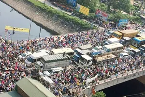 Hà Nội lên lộ trình giảm xe cá nhân