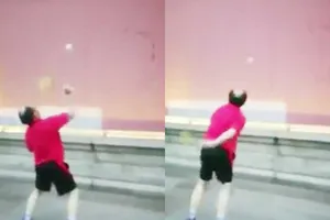 Clip: 'Cao thủ' đánh cầu lông... một mình