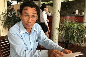 Yêu cầu hủy công chứng di chúc, kiện ai?