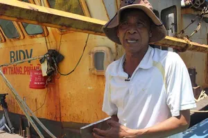 Vụ tàu vỏ thép: "Máy hỏng, phải thay máy mới cho dân"!