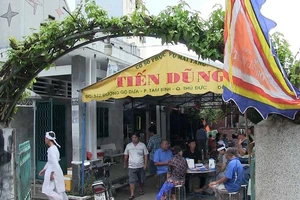 Một người treo cổ chết ở công an phường