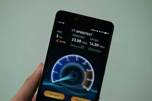 Tận dụng WiFi và 4G để tăng tốc tải dữ liệu 