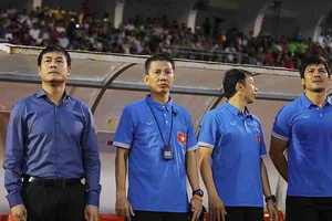 HLV Hữu Thắng mất hai phó tướng giỏi