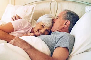 Tình dục giúp người già duy trì độ nhạy của não