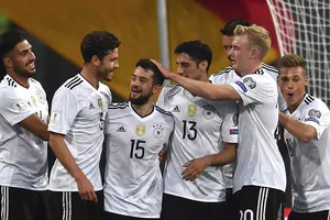  Quyết định ngôi đầu bảng về tay Đức hoặc Chile 