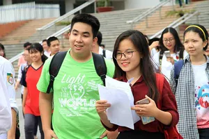 Bài thi tổ hợp: Làm tốt nhưng... đuối quá!