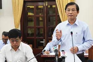 Yêu cầu khởi tố vụ tàu vỏ thép