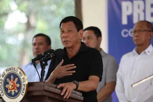 Philippines lên tiếng việc ông Duterte vắng bóng bí ẩn 