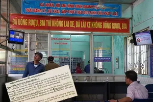 Không kiểm định cho xe… nợ thuế (!?)