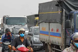 Đường bộ kết nối các tỉnh: TP.HCM thua Hà Nội 