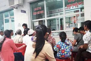 Giá hàng trăm loại thuốc trúng thầu cao bất thường