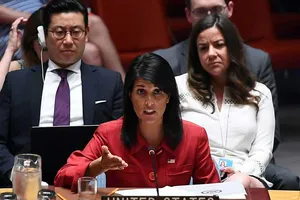 Ông Trump khó bẻ lái quan hệ Nga-Mỹ