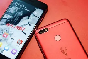Hãng gà rán bất ngờ ra mắt smartphone? 