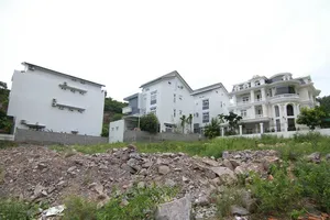 Dự án Ocean View: Một lô đất bán cho hai người! 