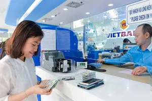 Tăng lãi suất đôla, tiền sẽ hết 'chảy' ra nước ngoài?