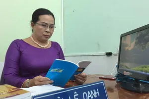 ‘Bà Bùi Lệ Oanh xứng đáng được khen thưởng’
