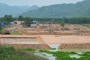 Bà Rịa - Vũng Tàu: Khai thác mỏ hay nạo vét hồ?
