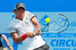 Lý Hoàng Nam thắng ‘tốc hành’ vào tứ kết