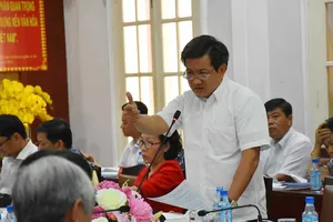 Ông Hải cam kết dẹp được vỉa hè nếu có toàn quyền