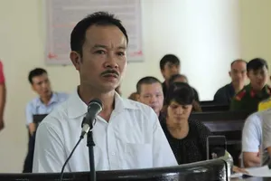 Cú đấm trời long đất lở khiến vụ án kéo dài