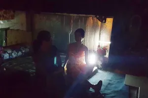 Những tấm lòng đến với xóm gầm cầu