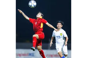 Thắng Malaysia 6-0, bóng đá nữ Việt Nam vô địch