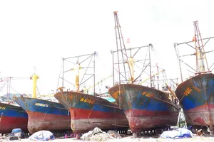 Công ty đóng tàu vỏ thép đòi kiện ngư dân