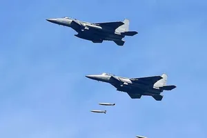 Nhà Trắng sẵn sàng dùng quân sự đáp trả Triều Tiên