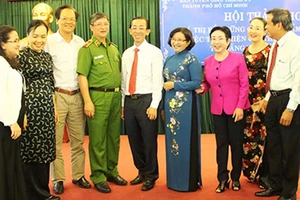 120 tham luận tại hội thảo tác phẩm Đường Kách mệnh