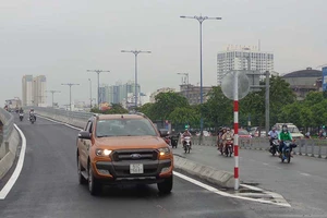 Thông xe nhánh cầu Nguyễn Tri Phương - Võ Văn Kiệt