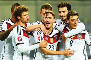 Đức chuẩn bị nhận vé thông hành