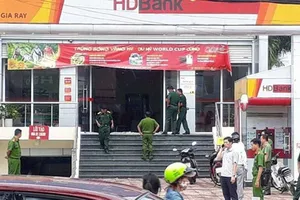 Dùng mìn giả cướp ngân hàng ở Đồng Nai