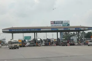 Quốc lộ 5: Đường xấu sao thu phí cao?