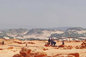 ‘Bóng ma’ phóng xạ rập rình từ mỏ titan