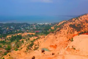 Giàu tài nguyên cớ sao lại nghèo?