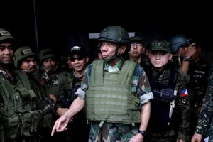 Ông Duterte có thể thiết quân luật toàn Philippines