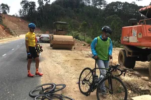 Thêm một ‘nạn nhân’ ở đèo Khánh Lê