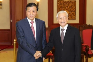 Tổng Bí thư tiếp đoàn đại biểu Đảng Cộng sản Trung Quốc