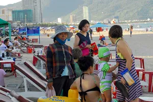 Đà Nẵng bức xúc chuyện kẹt xe, ‘chặt chém’ khách