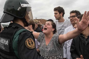 Tây Ban Nha đối diện nguy cơ tan rã