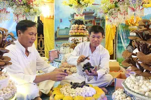 Nghệ nhân ruộng vườn trổ tài cho đại lễ