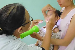 Giữa đường cấp cứu mới nhớ có trạm y tế 