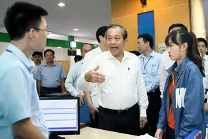 Hợp nhất bộ máy và cách chế ngự quyền lực