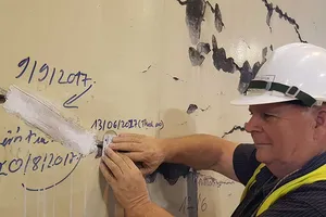 Hầm Hải Vân xuất hiện nhiều vết nứt